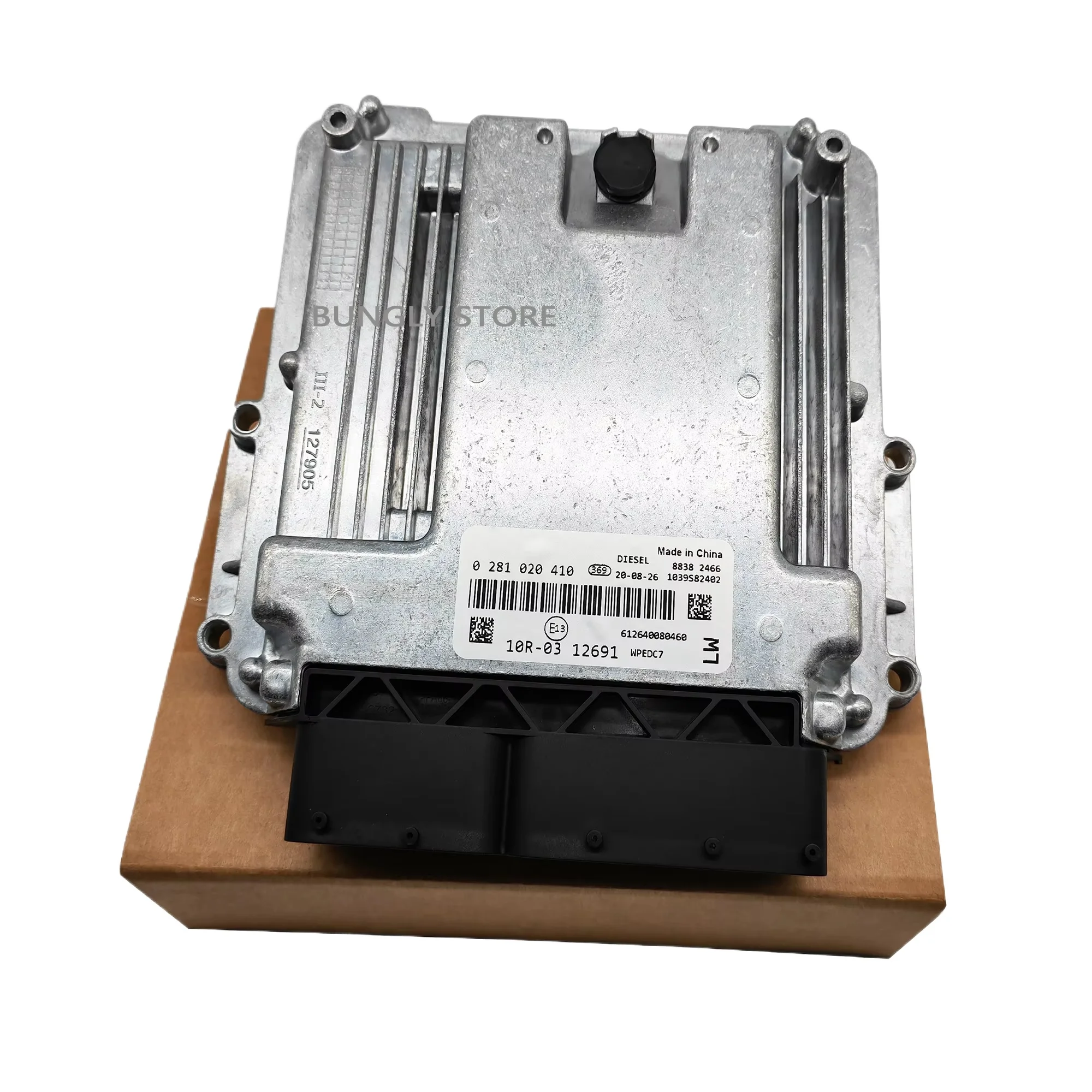 Оригинальный новый электронный блок управления двигателем (ECU) OEM 0281020410, 612640080460, подходит для грузовиков Weichai.
Оригинальный новый электронный блок управления двигателем (ECU) OEM 0281020410, 612640080460, подходит для грузовиков Weichai.