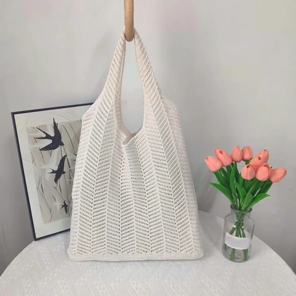 Casual Retro Shoulder Bags Versatile Hollow-out Crochet Bag Solid Color Tote Bag for Women
Casual Retro Shoulder Bags Versatile Hollow-out Crochet Bag Solid Color Tote Bag for Women