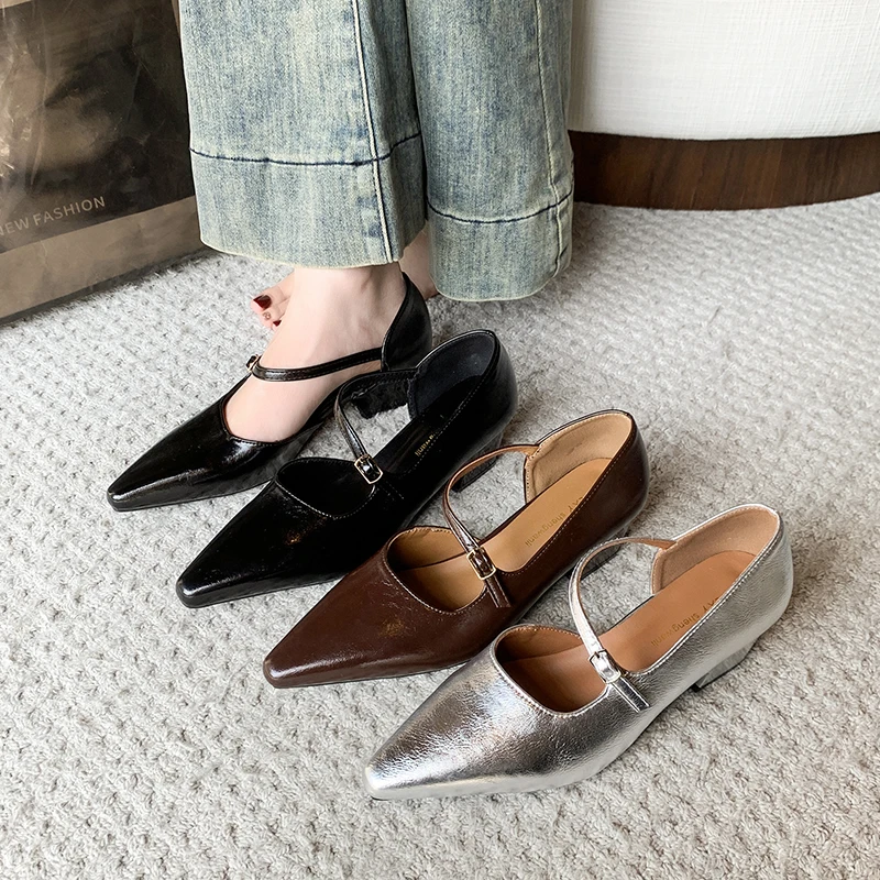 Elegant Red Mary Jane Shoes for Women with Chunky Heels Commuter Friendly Slip-On Single Shoes Casual Pure Color Leisure Style
Elegant Red Mary Jane Shoes for Women with Chunky Heels Commuter Friendly Slip-On Single Shoes Casual Pure Color Leisure Style