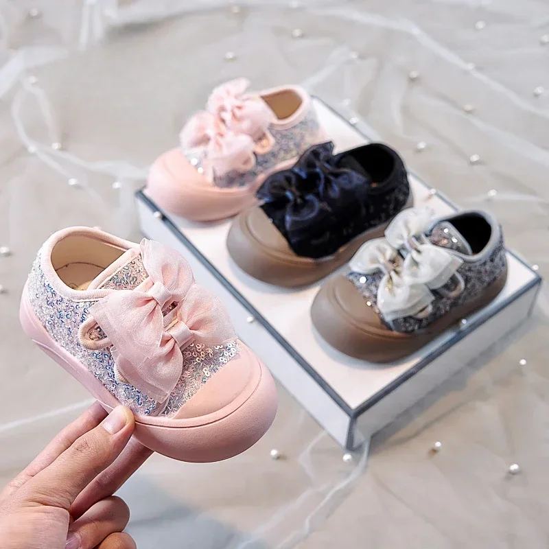 Spring Autumn Kids Shoes Sequins Versatile Girls Causal Shoes Fashion Bowknot Children Thick Bottom Sneakers Patchwork Non-slip
Spring Autumn Kids Shoes Sequins Versatile Girls Causal Shoes Fashion Bowknot Children Thick Bottom Sneakers Patchwork Non-slip