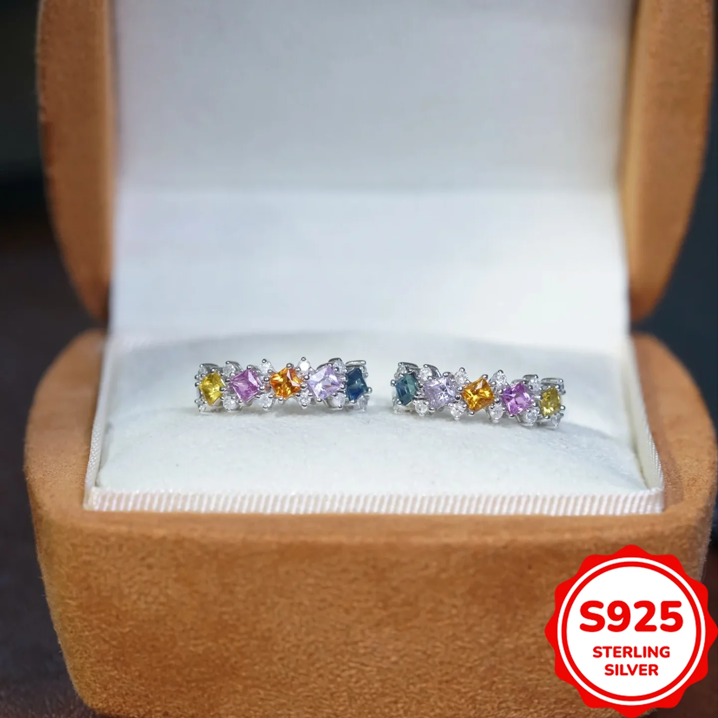 Elegant and Versatile Genuine S925 Silver Irregular Colored Zircon Women's Creative Personalized Earrings
Elegant and Versatile Genuine S925 Silver Irregular Colored Zircon Women's Creative Personalized Earrings
