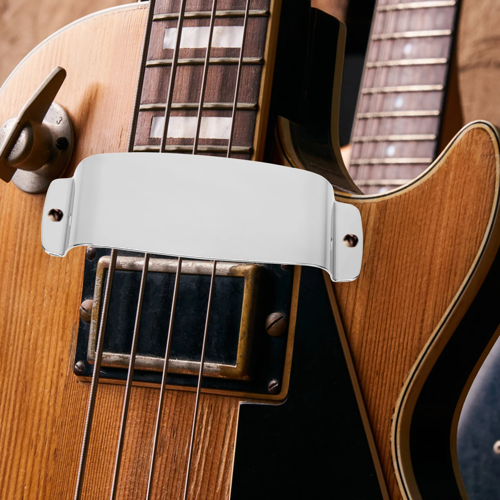 Bass Protection Cover Pickup Replacement Zinc Alloy Component Instrument Accessory for Protector 
Bass Protection Cover Pickup Replacement Zinc Alloy Component Instrument Accessory for Protector