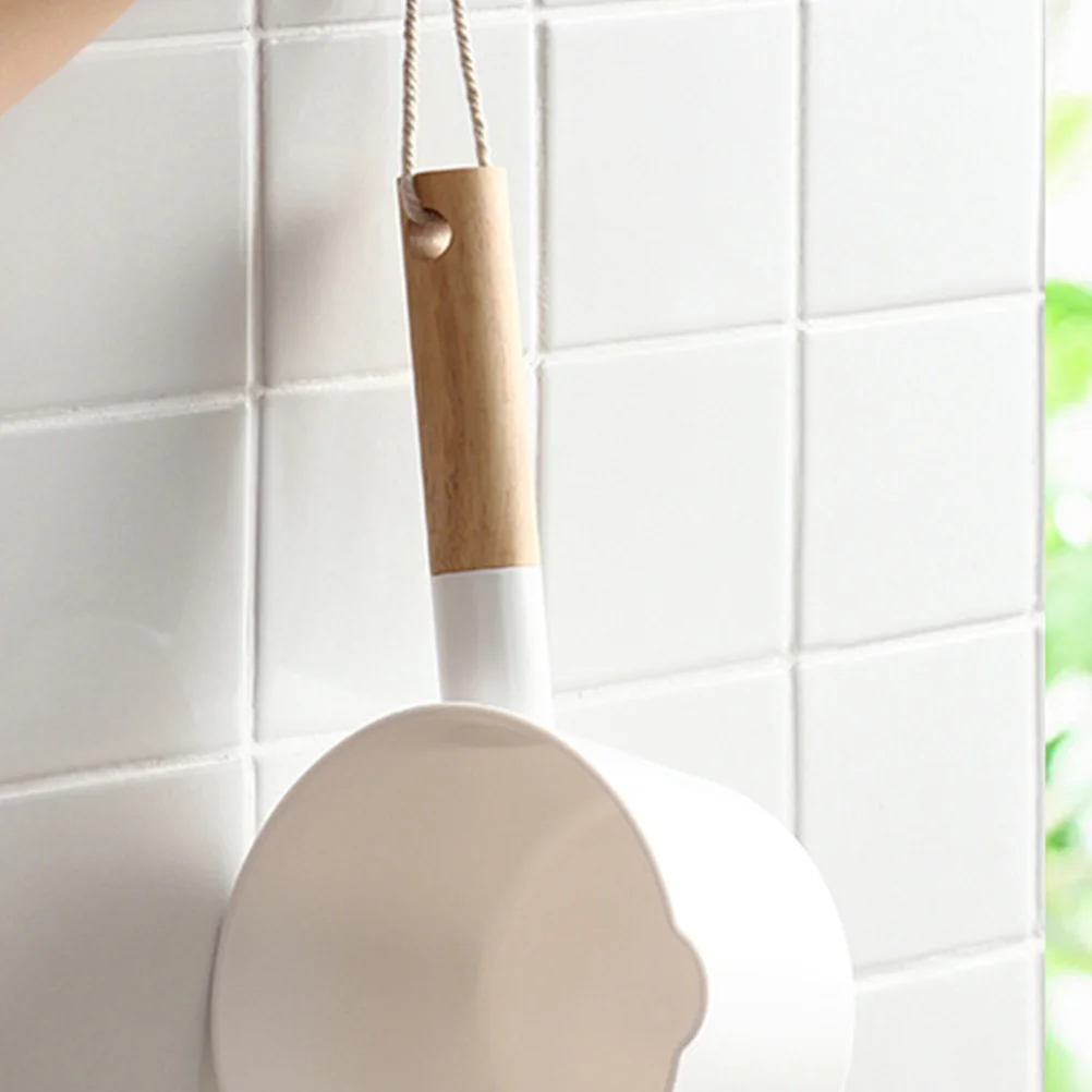 Water Ladle with Wooden Handle Simple Appearance Long Dipper Kitchenware Bath Spoon Bamboo
Water Ladle with Wooden Handle Simple Appearance Long Dipper Kitchenware Bath Spoon Bamboo