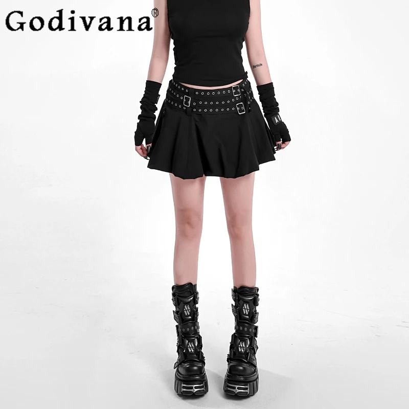 Dark Style Mid-waist Punk Personality Unique Pleated Black Short Skirt Girls Summer Fashion Versatile Age-reducing Street Skirts
Dark Style Mid-waist Punk Personality Unique Pleated Black Short Skirt Girls Summer Fashion Versatile Age-reducing Street Skirts