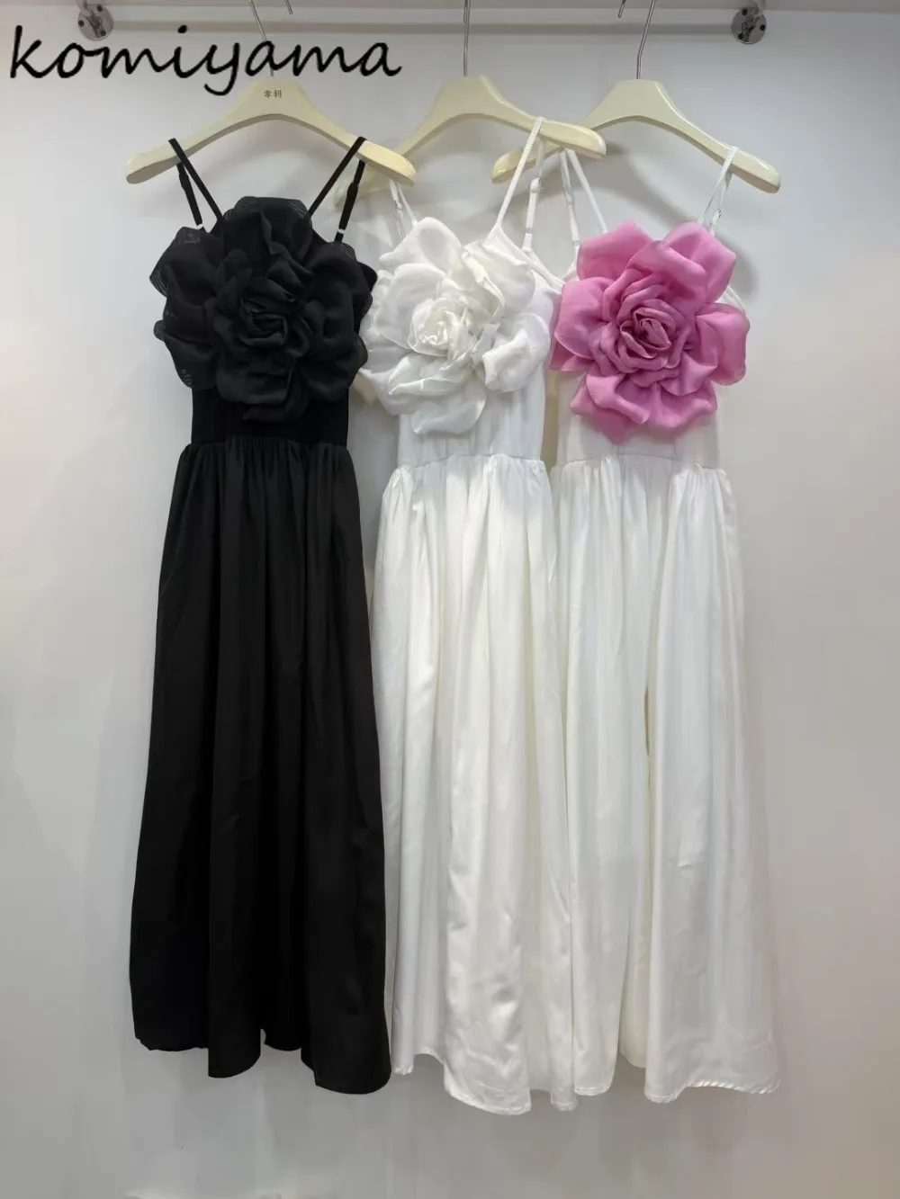 Sweet 3d Floral Vestidos Woman 2025 Summer Strap Dress High Waist Pleated Dresses Sexy Ropa De Mujer Fashion Trendy Robes
Sweet 3d Floral Vestidos Woman 2025 Summer Strap Dress High Waist Pleated Dresses Sexy Ropa De Mujer Fashion Trendy Robes