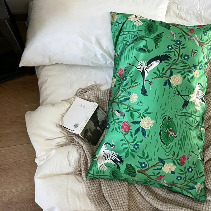 100% Silk Pillowcase for Skin and Hair 6A Grade 22 Mmi Pure Silk Pillowcase Natural Mulberry Silk Pillow Case Real Silk Bedding
100% Silk Pillowcase for Skin and Hair 6A Grade 22 Mmi Pure Silk Pillowcase Natural Mulberry Silk Pillow Case Real Silk Bedding