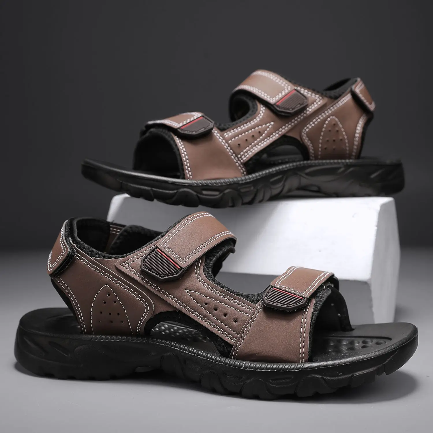 Men's Summer Outdoor Beach Casual Sports Anti-Slip Durable Water-Friendly Sandals
Men's Summer Outdoor Beach Casual Sports Anti-Slip Durable Water-Friendly Sandals