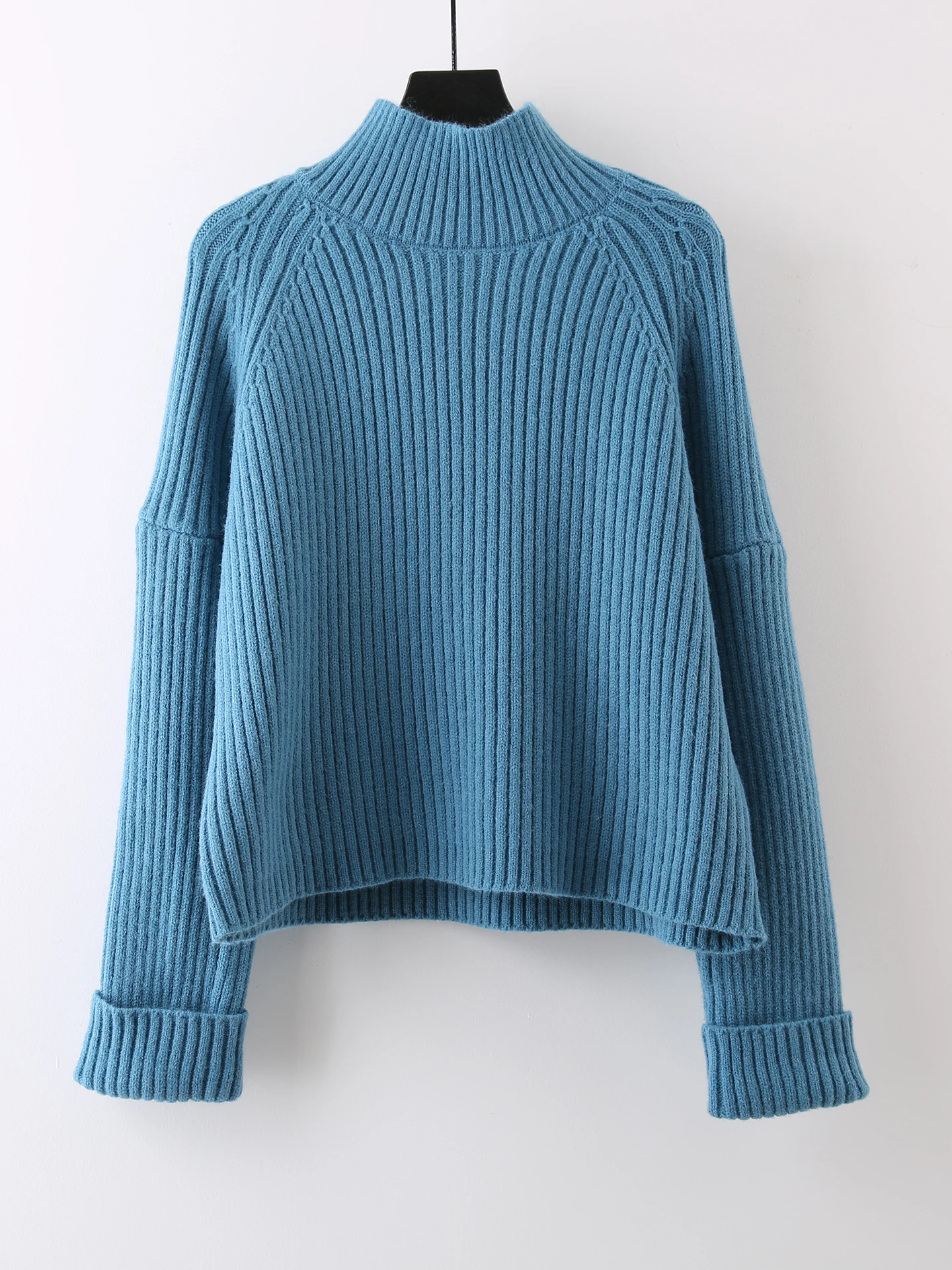 Autumn Winter Thickened Hooded Knitted Sweater Women's Lazy Style Short High Collar Vertical Pit Stripe Outerwear Top
Autumn Winter Thickened Hooded Knitted Sweater Women's Lazy Style Short High Collar Vertical Pit Stripe Outerwear Top