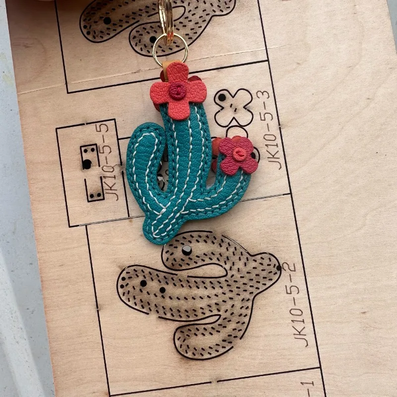 Cactus pendant, keychain pendant, die-cutting mold, cactus pendant die-cutting mold cutting dies
Cactus pendant, keychain pendant, die-cutting mold, cactus pendant die-cutting mold cutting dies