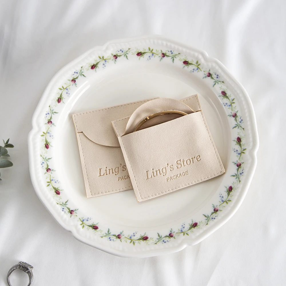 50Pcs Custom Logo Beige Gift Packaging Microfiber Jewelry Bag Bracelet Cosmetic Earrings Ring Makeup Baby Shower Soap Organizer
50Pcs Custom Logo Beige Gift Packaging Microfiber Jewelry Bag Bracelet Cosmetic Earrings Ring Makeup Baby Shower Soap Organizer
