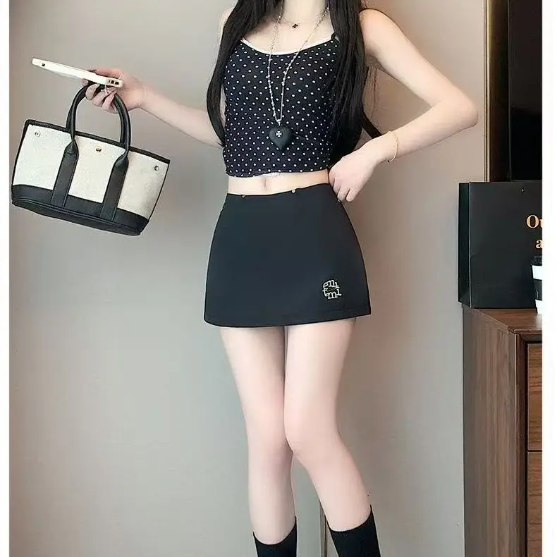 Red Embroidery Sweet And Spicy A-Line Skirt High Waist Slimming Meat Covering Summer Versatile Casual Straight Leg Pants
Red Embroidery Sweet And Spicy A-Line Skirt High Waist Slimming Meat Covering Summer Versatile Casual Straight Leg Pants