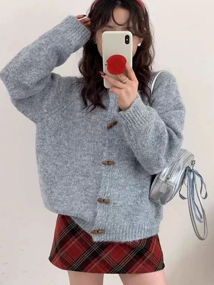 Soft Knitted round Neck Open Cardigan Women's Loose Fit Comfortable Spring New Style Sweater Coat Casual Pure Color Warmth
Soft Knitted round Neck Open Cardigan Women's Loose Fit Comfortable Spring New Style Sweater Coat Casual Pure Color Warmth