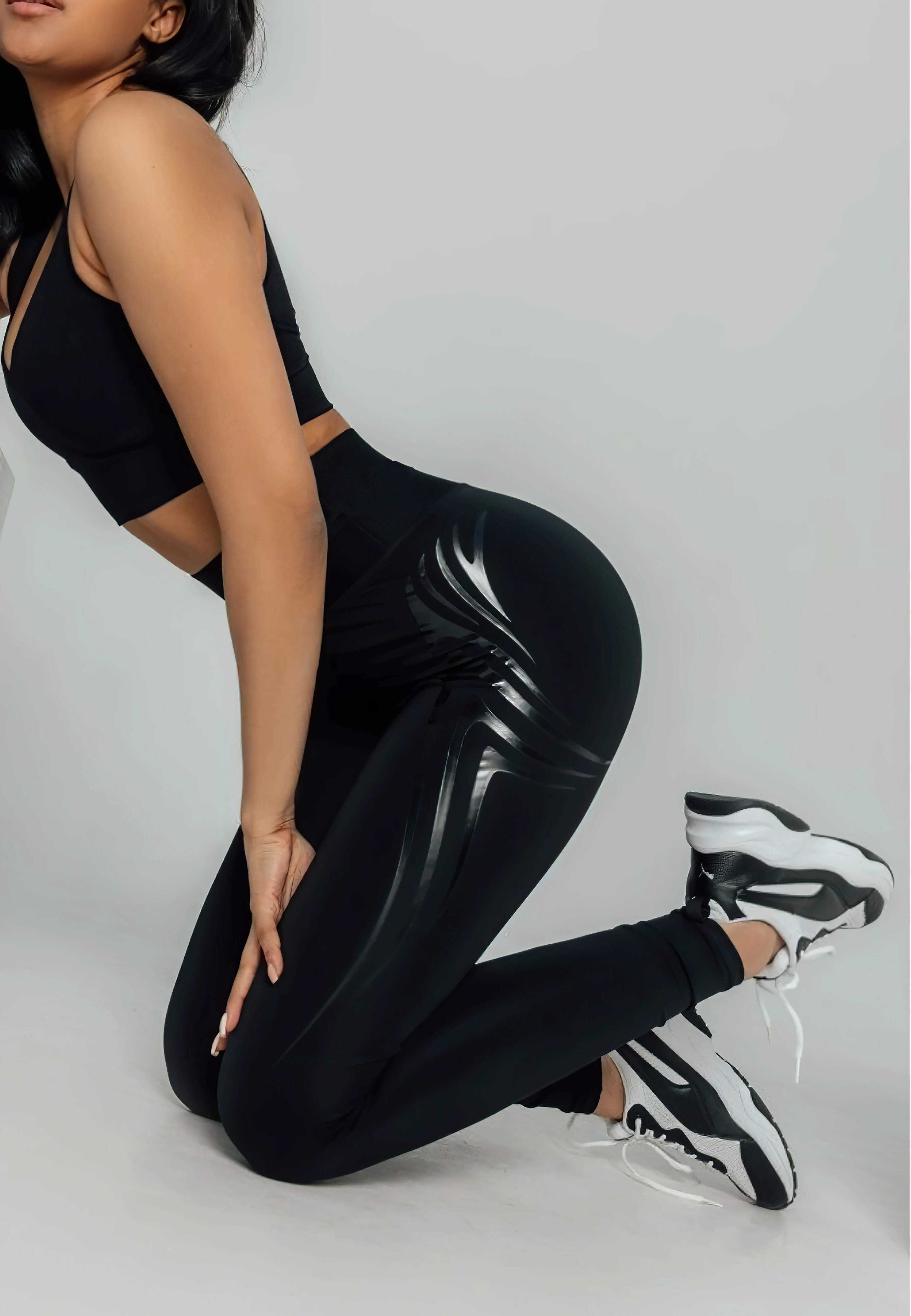 Women's High Waist Yoga Leggings Butt Lifting 3D Line Sculpting Tummy Control Elastic Gym Fitness Workout Pants Tights
Women's High Waist Yoga Leggings Butt Lifting 3D Line Sculpting Tummy Control Elastic Gym Fitness Workout Pants Tights
