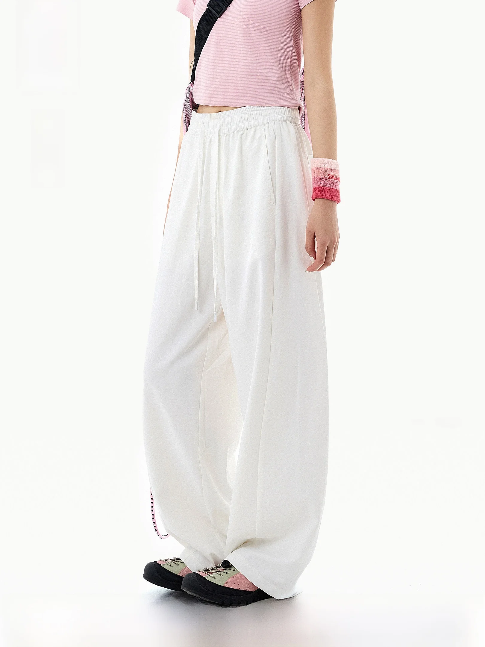 OWOX Summer Casual Loose Wide Leg Pants American Style Thin Cool Feeling Air Conditioning Lazy Style Straight Cut Trousers
OWOX Summer Casual Loose Wide Leg Pants American Style Thin Cool Feeling Air Conditioning Lazy Style Straight Cut Trousers