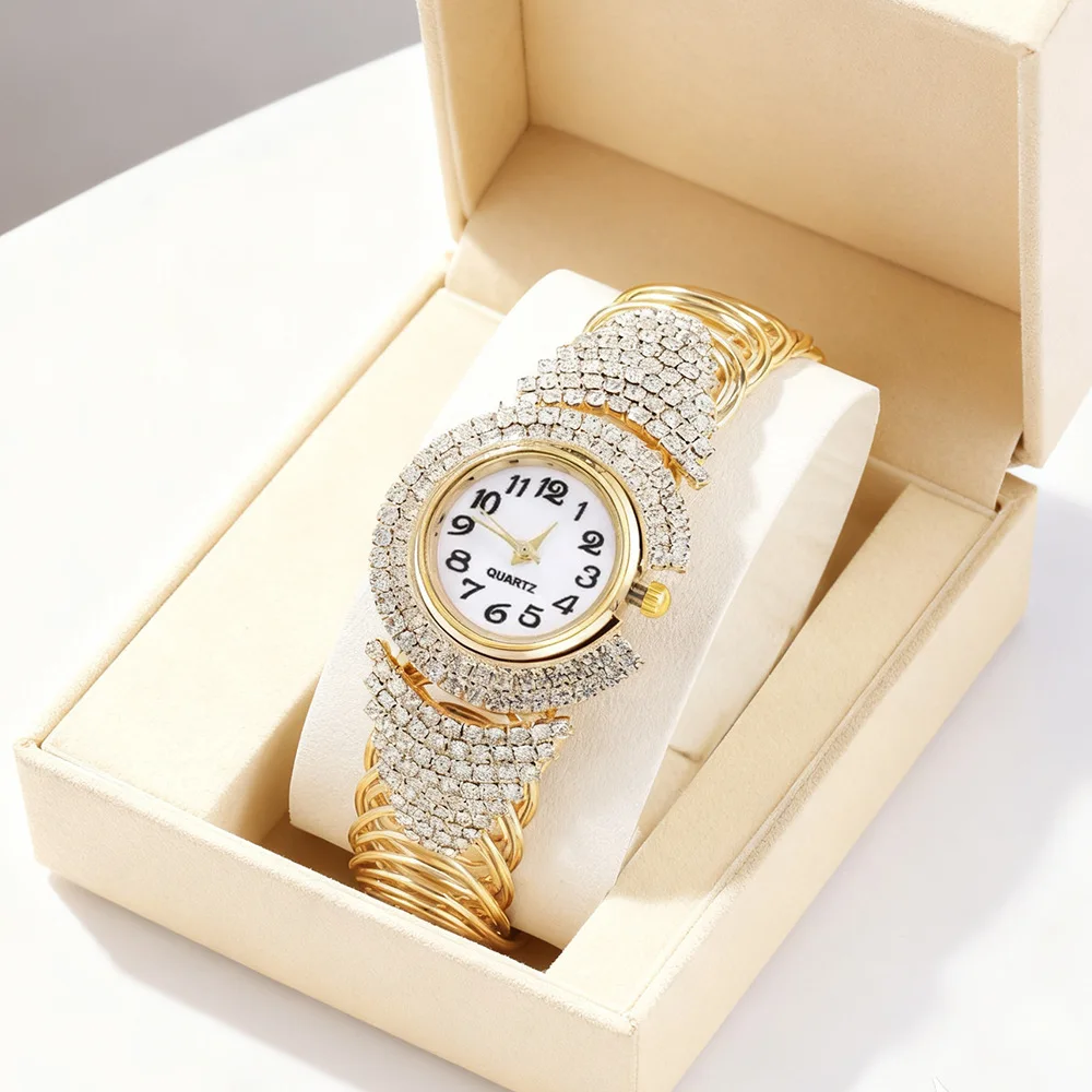New Full Diamond Quartz Watch Gypsy Star Fashion Light Luxury Temperament Diamond-encrusted Women's Watch Bracelet Watch
New Full Diamond Quartz Watch Gypsy Star Fashion Light Luxury Temperament Diamond-encrusted Women's Watch Bracelet Watch