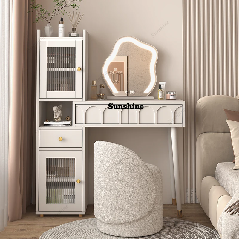 French Modern Vanity Table Luxury Cute Bedroom With Mirror Vanity Table With Chair Design Meuble De Maquillage Salon Furniture
French Modern Vanity Table Luxury Cute Bedroom With Mirror Vanity Table With Chair Design Meuble De Maquillage Salon Furniture