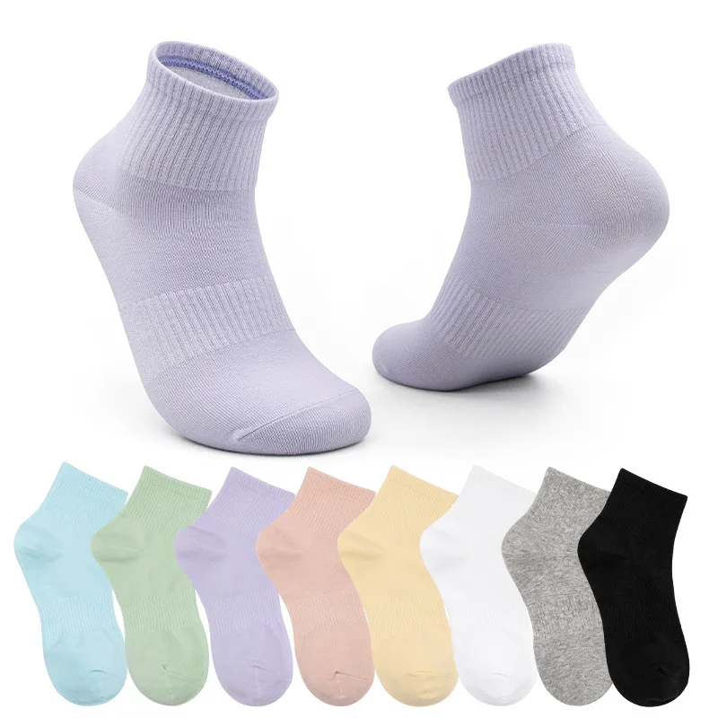 Women's socks, anti odor and antibacterial mid tube socks, autumn and winter short socks, solid color breathable low cut cotton
Women's socks, anti odor and antibacterial mid tube socks, autumn and winter short socks, solid color breathable low cut cotton