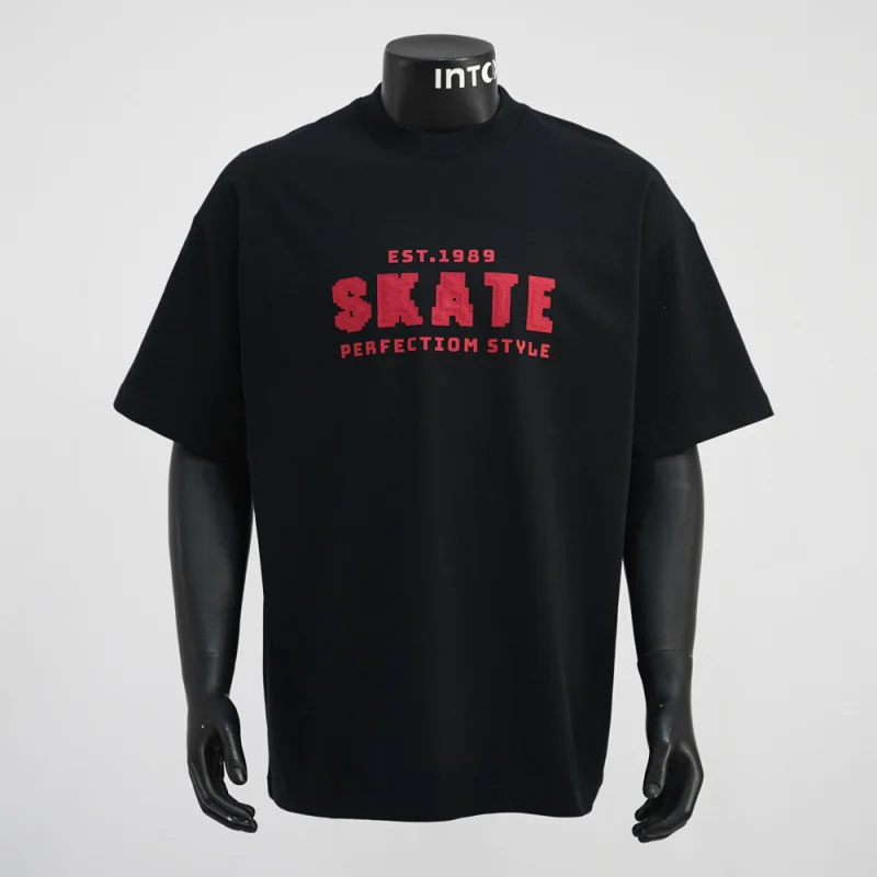 Trendy T-shirt men's summer 2025 fashion design sense, simple and versatile, high-end elastic casual short sleeved top
Trendy T-shirt men's summer 2025 fashion design sense, simple and versatile, high-end elastic casual short sleeved top