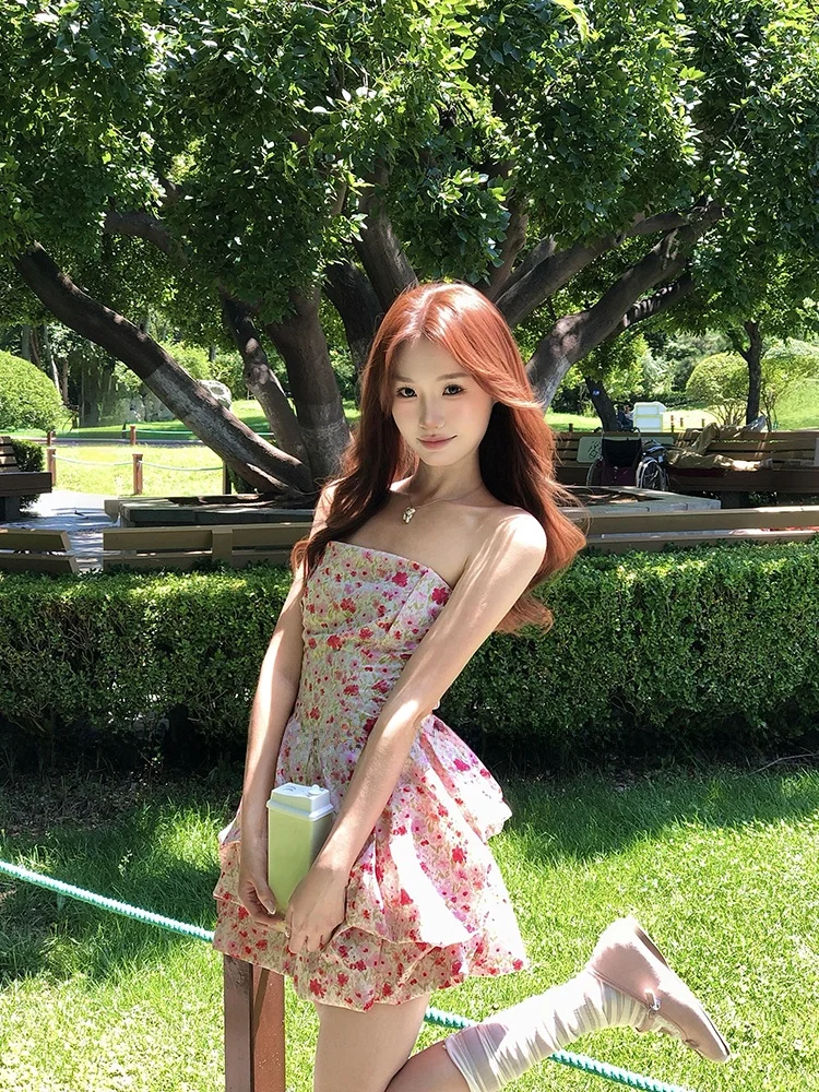 Uomosi STAZF7 Women's Summer Floral Tube Dress High Waist A-Line Skirt Sleeveless Princess Style City Commute Date Party Dress
Uomosi STAZF7 Women's Summer Floral Tube Dress High Waist A-Line Skirt Sleeveless Princess Style City Commute Date Party Dress