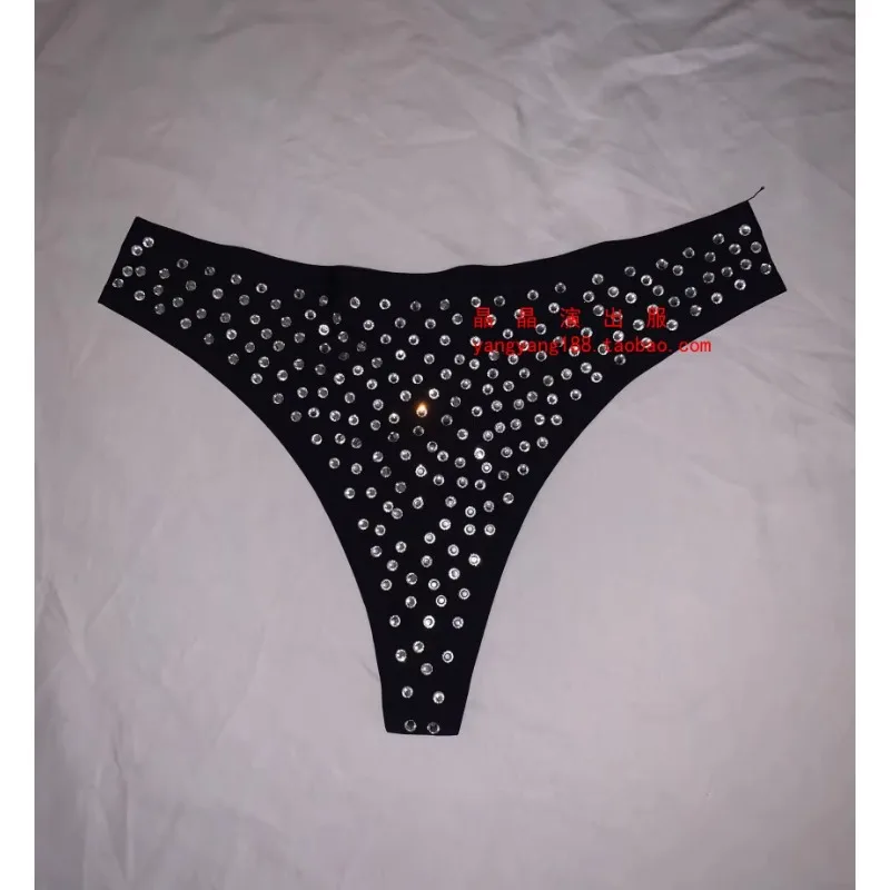 customized nightclub bar bellydance performance customs versatile super sparkling full diamond thong T-pants black red color
customized nightclub bar bellydance performance customs versatile super sparkling full diamond thong T-pants black red color