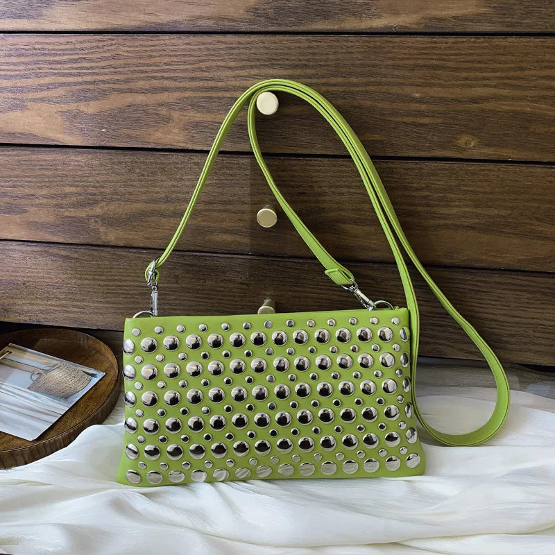 Модная квадратная сумка с заклепками, новинка 2025, женская зеленая сумка на плечо из искусственной кожи, универсальные сумки через плечо, большая вместительная сумка для покупок
Модная квадратная сумка с заклепками, новинка 2025, женская зеленая сумка на плечо из искусственной кожи, универсальные сумки через плечо, большая вместительная сумка для покупок