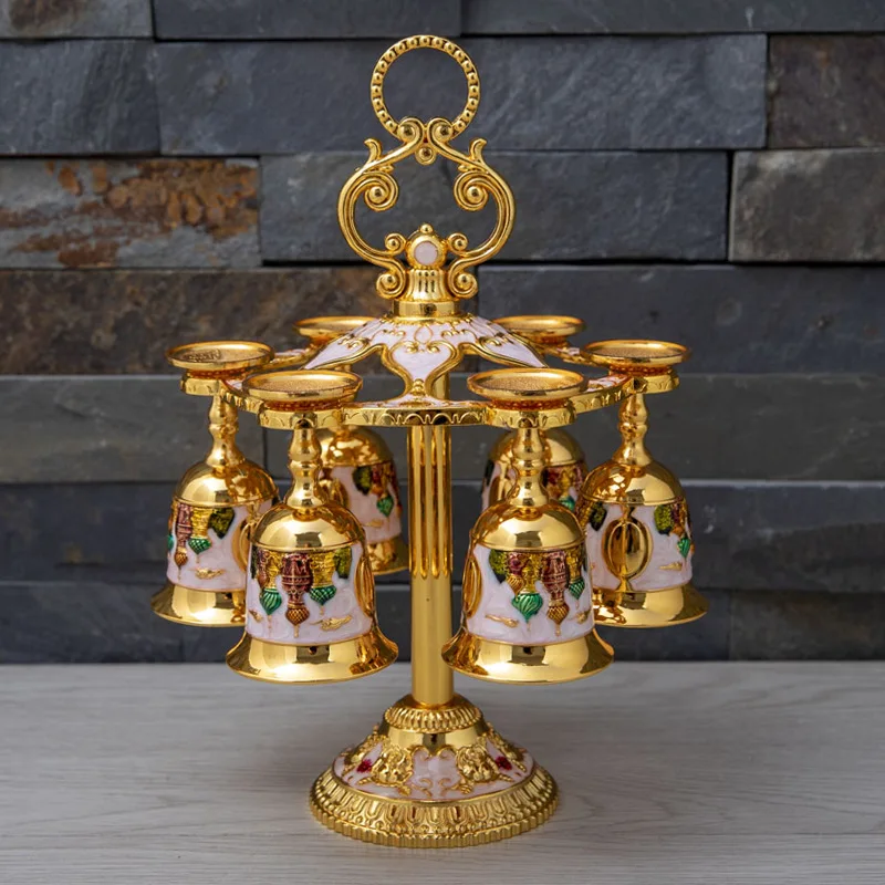 Metal creative European retro hanging wine glass rack Household Baijiu cup display rack Small wine glass upside down rack
Metal creative European retro hanging wine glass rack Household Baijiu cup display rack Small wine glass upside down rack