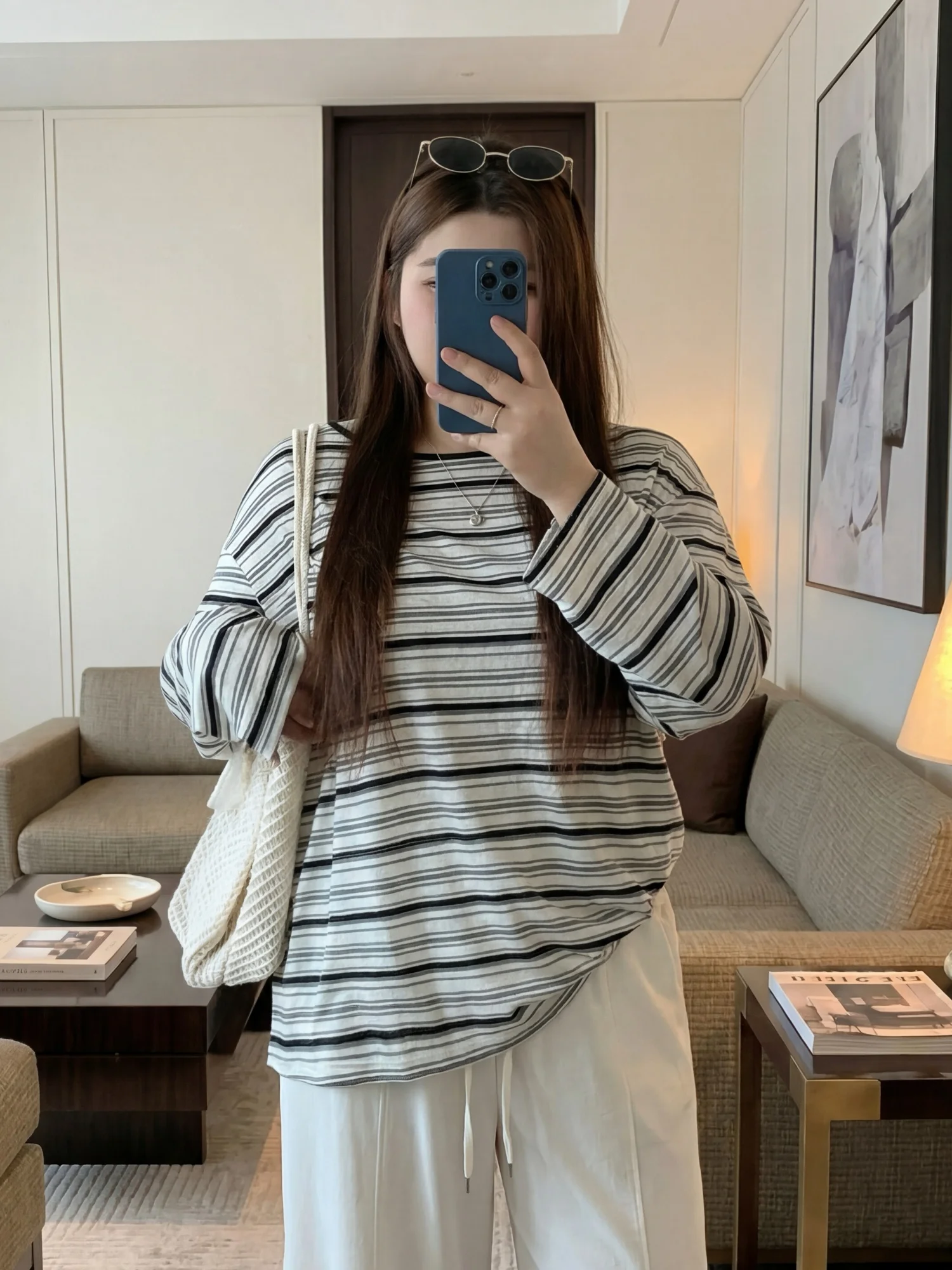 Spring Fashionable Striped Women's T-shirt Large Size Back Neck Tie Versatile Base Layer Commute Style Long Sleeve round Neck
Spring Fashionable Striped Women's T-shirt Large Size Back Neck Tie Versatile Base Layer Commute Style Long Sleeve round Neck