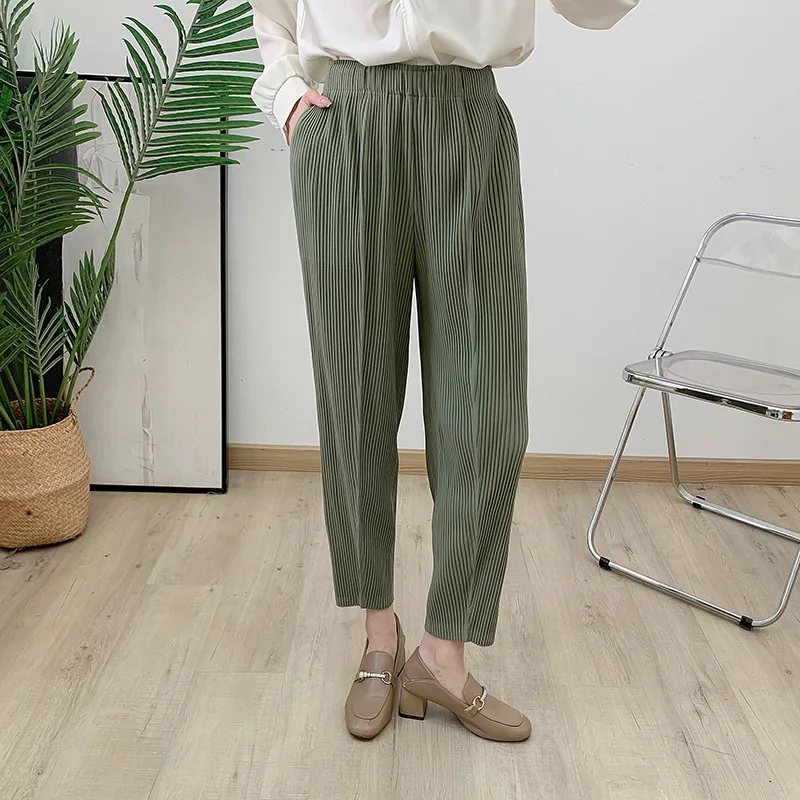 Pleats Pleated Thick Casual Pants 2024 Fall Winter New Haren High Waist Loose Big Yards Carrot Pants Pants Hundred Women
Pleats Pleated Thick Casual Pants 2024 Fall Winter New Haren High Waist Loose Big Yards Carrot Pants Pants Hundred Women