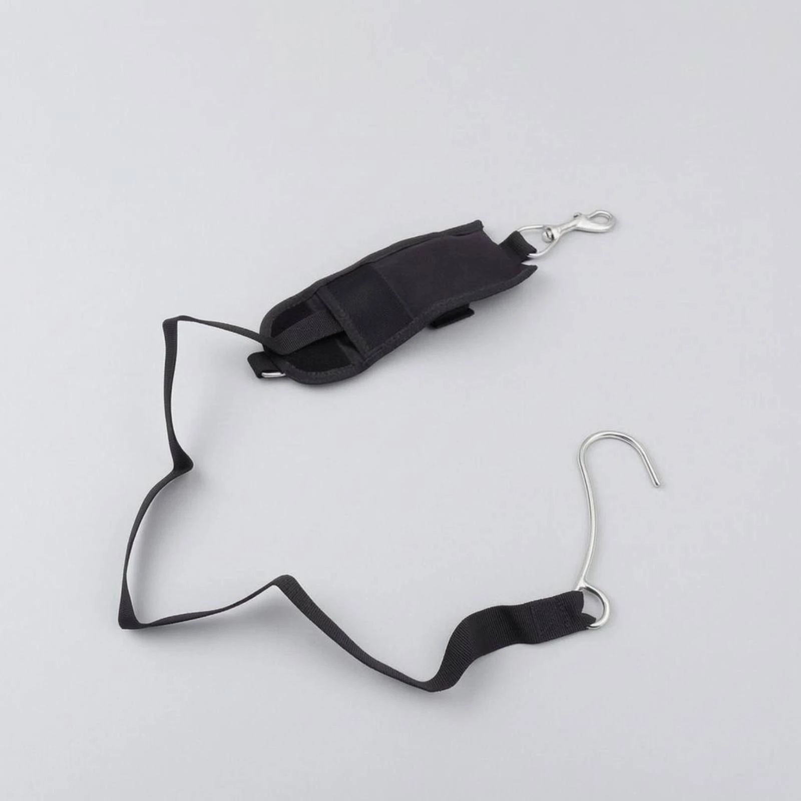 BCD Single Hook Corrosion Resistant Welded Diving Hook Water Sports Gear Long-Lasting High Strength for Saltwater
BCD Single Hook Corrosion Resistant Welded Diving Hook Water Sports Gear Long-Lasting High Strength for Saltwater