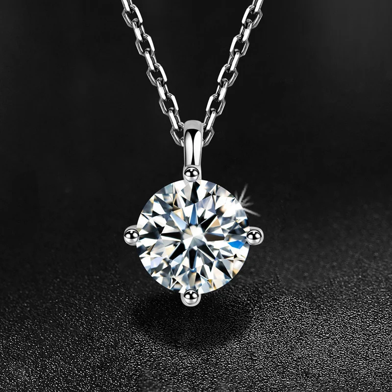 Moissanite Diamond Neclaces 6.4-9.4mm Round Pendant for Women 100% Silver 925 White Gold Color Fine Jewelry Wholesale
Moissanite Diamond Neclaces 6.4-9.4mm Round Pendant for Women 100% Silver 925 White Gold Color Fine Jewelry Wholesale