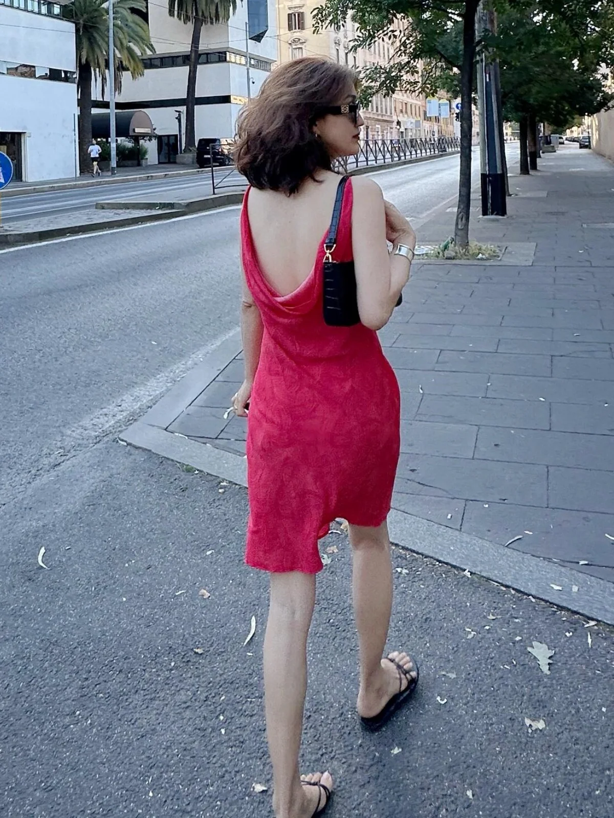 DesiGar Red Velvet Halter Dress Beach Vacation Wrap Bodycon High Waist Summer Ladies Casual Sweet And Spicy Style Skirt
DesiGar Red Velvet Halter Dress Beach Vacation Wrap Bodycon High Waist Summer Ladies Casual Sweet And Spicy Style Skirt