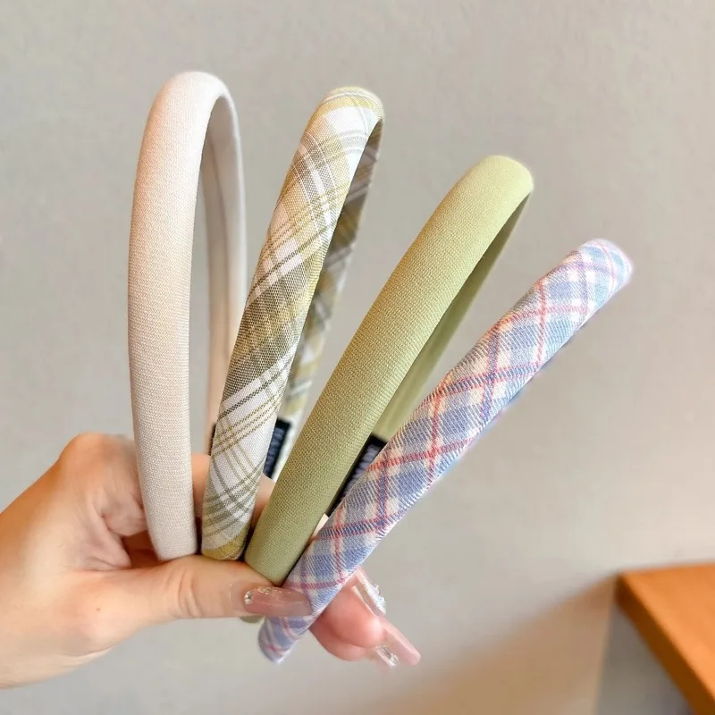 2025 New Soild Color Kids Kawaii Colorful Non Tight Headbands for Girls Cute Hair Clips Baby Hairpin Accessories Kids Headwear
2025 New Soild Color Kids Kawaii Colorful Non Tight Headbands for Girls Cute Hair Clips Baby Hairpin Accessories Kids Headwear