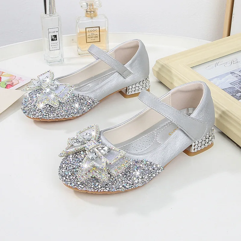Girls' Leather Shoes Children's Princess Shoes New Rhinestone Style for Older and Middlekids Student Single Shoes Little Girls
Girls' Leather Shoes Children's Princess Shoes New Rhinestone Style for Older and Middlekids Student Single Shoes Little Girls