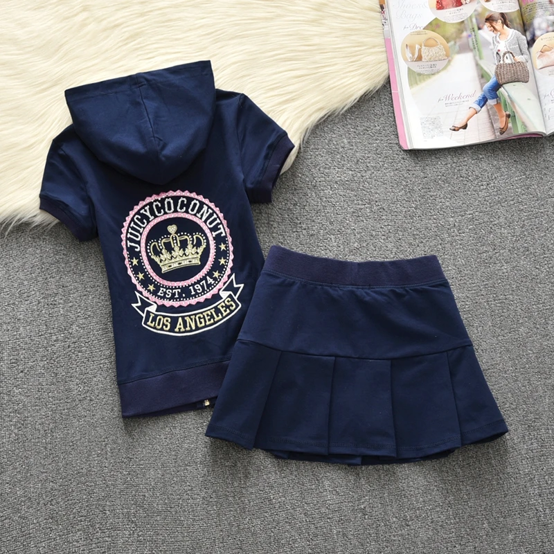2025 Summer Hoodie Short Skirt Two-Piece Set Women's Sports Suit Cardigan Slim Fit Casual Women's Clothing
2025 Summer Hoodie Short Skirt Two-Piece Set Women's Sports Suit Cardigan Slim Fit Casual Women's Clothing