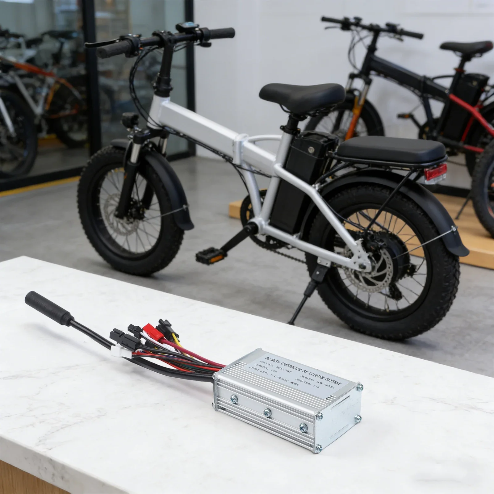 For E-bike Conversion 36V 48V Controller PAS Throttle Support 250W 350W Brushless Motor Controller Electric Bike Controller
For E-bike Conversion 36V 48V Controller PAS Throttle Support 250W 350W Brushless Motor Controller Electric Bike Controller