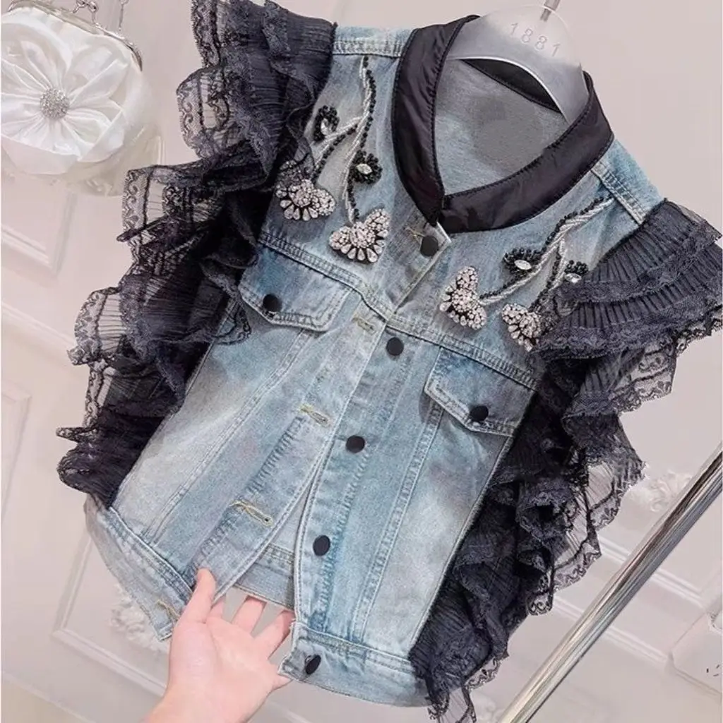 2025 New Women's Lace Vest Heavy Embellished Sleeveless Jacket Designer Loose Fit Spring Casual Chic Crop Top Female Clothing
2025 New Women's Lace Vest Heavy Embellished Sleeveless Jacket Designer Loose Fit Spring Casual Chic Crop Top Female Clothing
