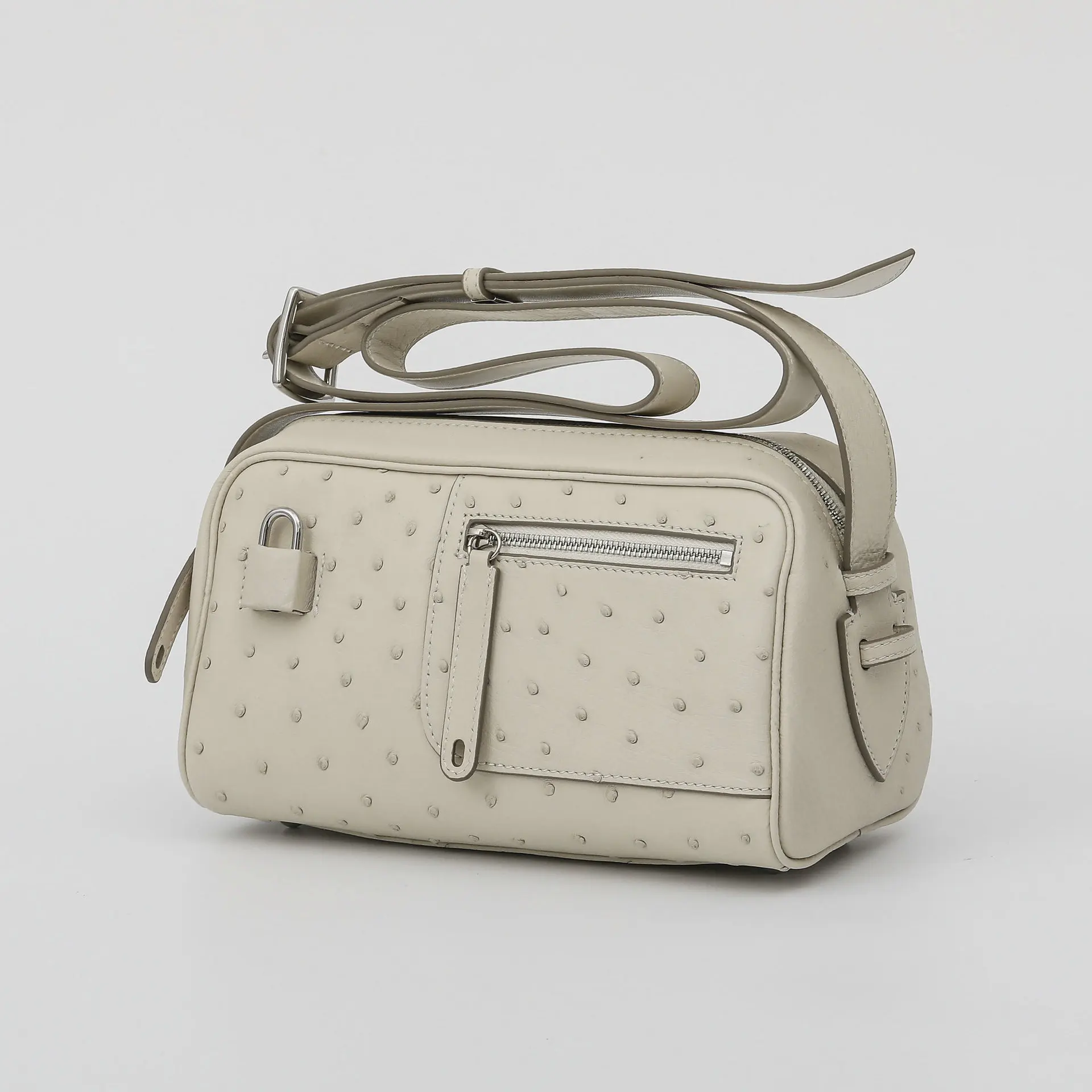 2025 New Ostrich Leather Women Bag Leisure Genuine Leather Mailman Bag Fashion Large Capacity Women's Shoulder Crossbody Bag 45
2025 New Ostrich Leather Women Bag Leisure Genuine Leather Mailman Bag Fashion Large Capacity Women's Shoulder Crossbody Bag 45