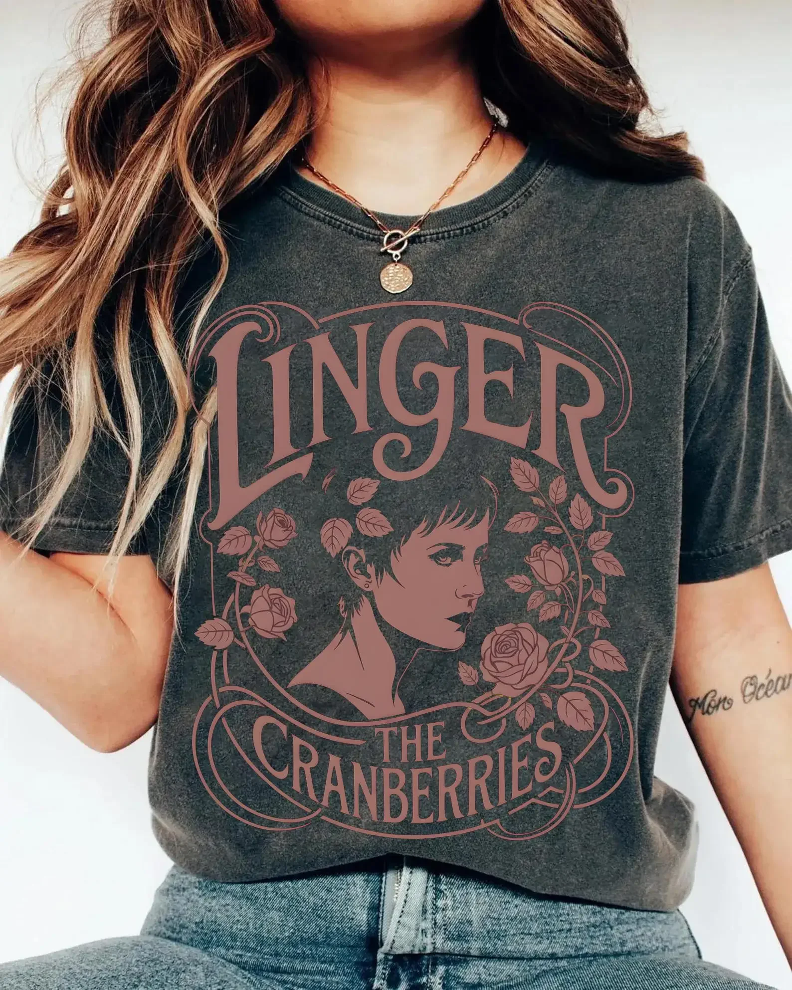 Plus Size Summer Women's Vintage The Cranberries Band Print T-Shirt Cotton Breathable Stylish Versatile Street Style Oversized
Plus Size Summer Women's Vintage The Cranberries Band Print T-Shirt Cotton Breathable Stylish Versatile Street Style Oversized