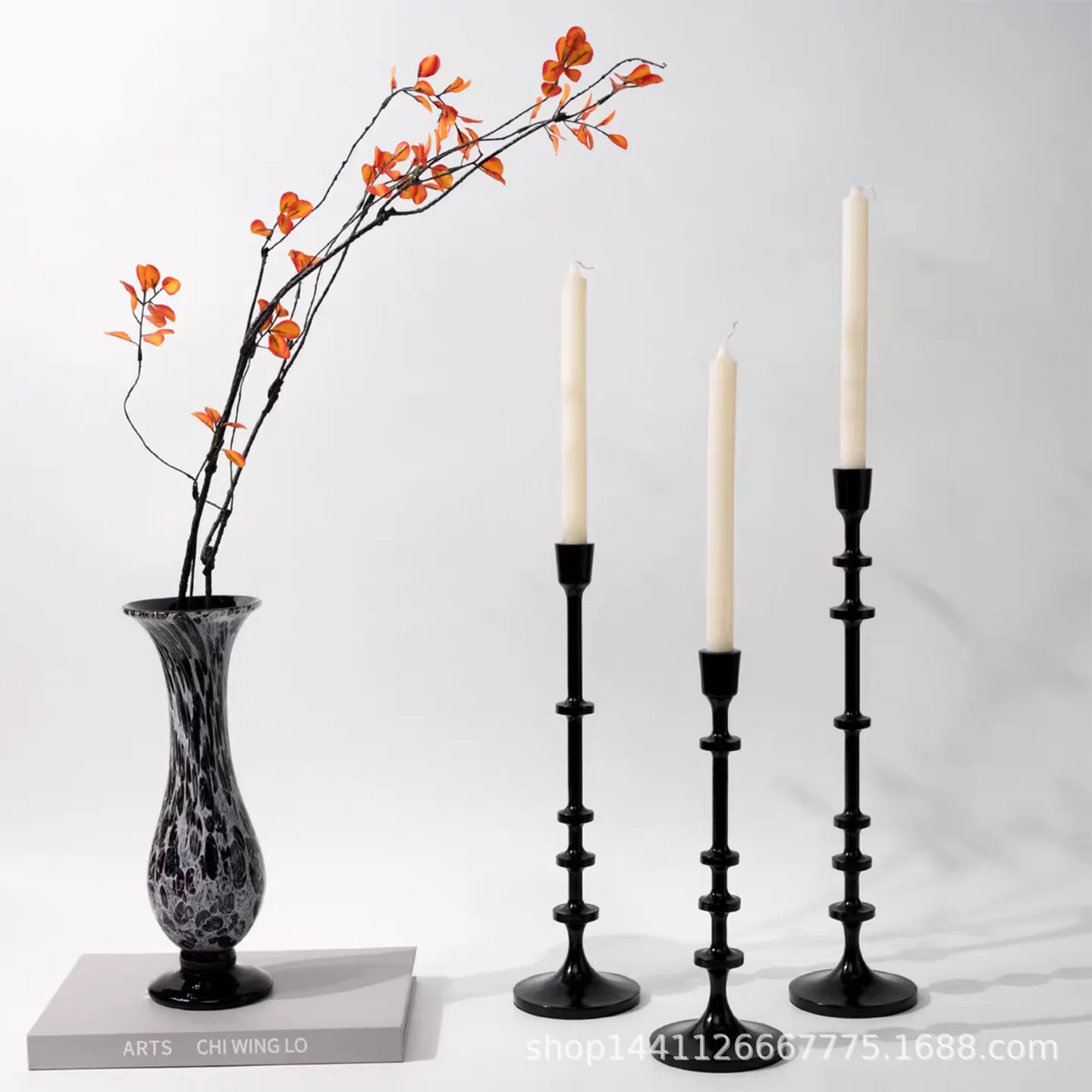 European resin candle holder wedding photo table atmosphere decorative props candle light dinner ornament scented candle holder
European resin candle holder wedding photo table atmosphere decorative props candle light dinner ornament scented candle holder