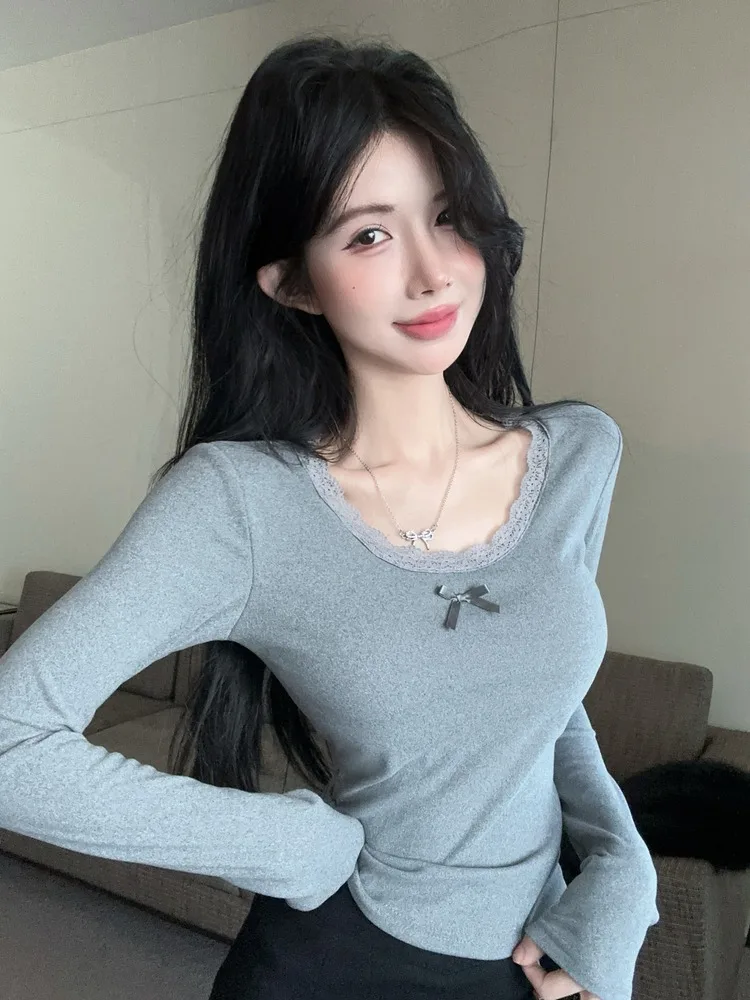 Pure Desire Women's Long Sleeve U-Neck Lace Trim Base Shirt Slimming Korean Style Commute Fashion Inner Wear Short Top
Pure Desire Women's Long Sleeve U-Neck Lace Trim Base Shirt Slimming Korean Style Commute Fashion Inner Wear Short Top