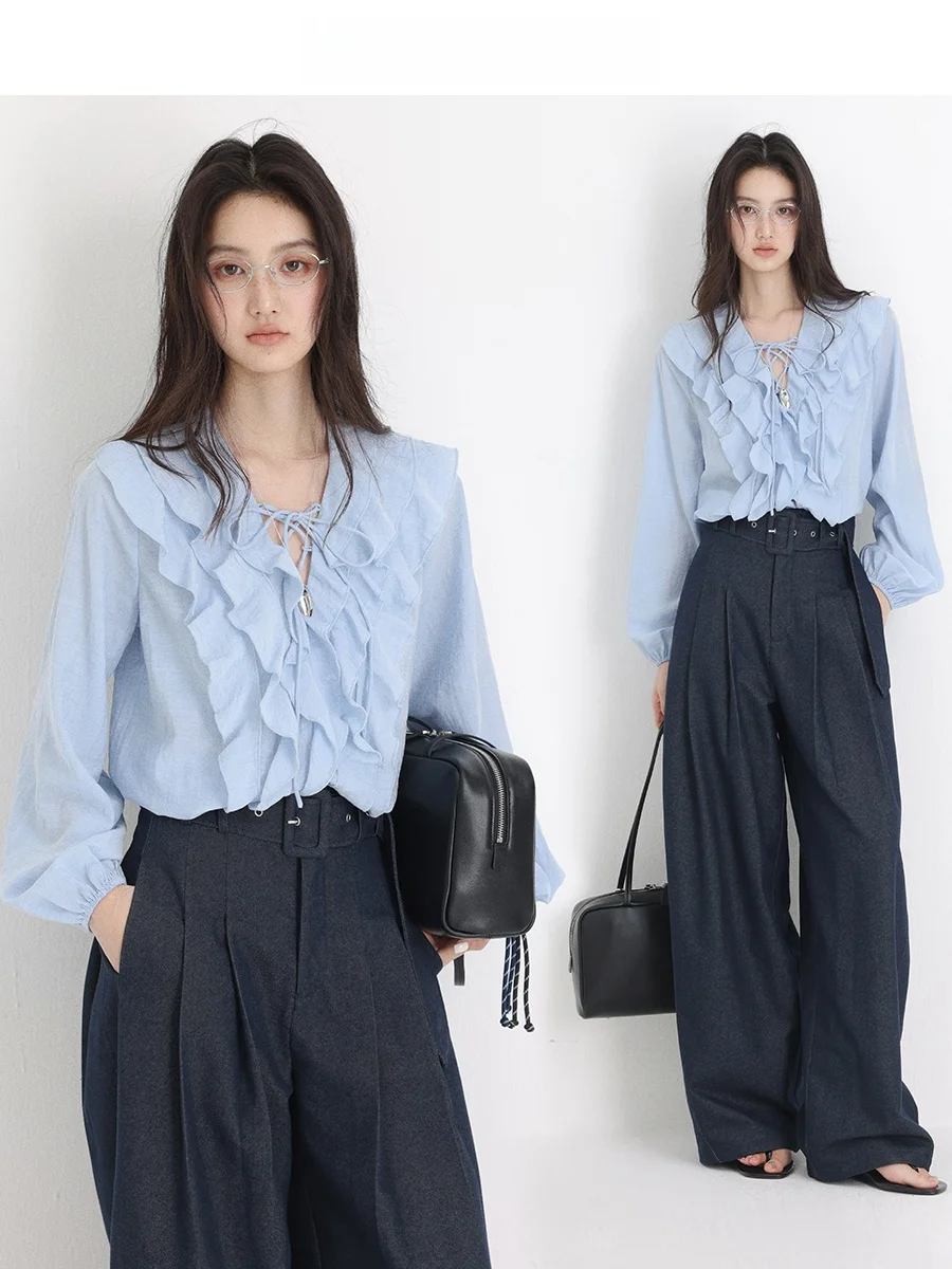 Женская модная блузка с длинным рукавом и V-образным вырезом, с оборками и завязками, для ранней весны, в стиле французского шика, свободного кроя, премиум-класса.
Женская модная блузка с длинным рукавом и V-образным вырезом, с оборками и завязками, для ранней весны, в стиле французского шика, свободного кроя, премиум-класса.