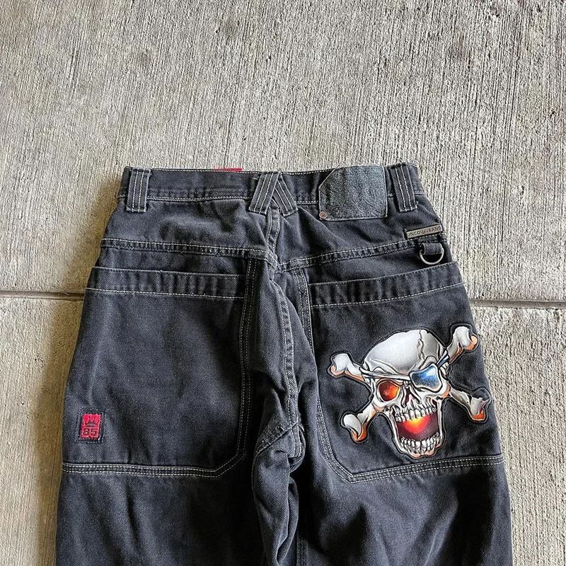 Jeans Y2K retro hip-hop skull pattern embroidery loose Harajuku denim trousers for men and women gothic high-waisted pants
Jeans Y2K retro hip-hop skull pattern embroidery loose Harajuku denim trousers for men and women gothic high-waisted pants