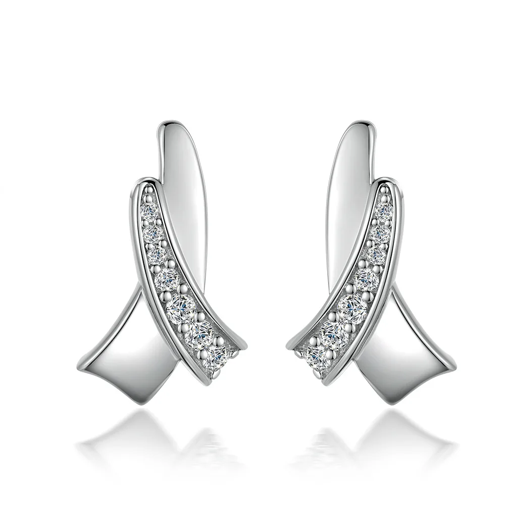 S925 pure silver plated 18K gold PT950 platinum earrings, high-end light luxury fashion temperament silver earrings
S925 pure silver plated 18K gold PT950 platinum earrings, high-end light luxury fashion temperament silver earrings