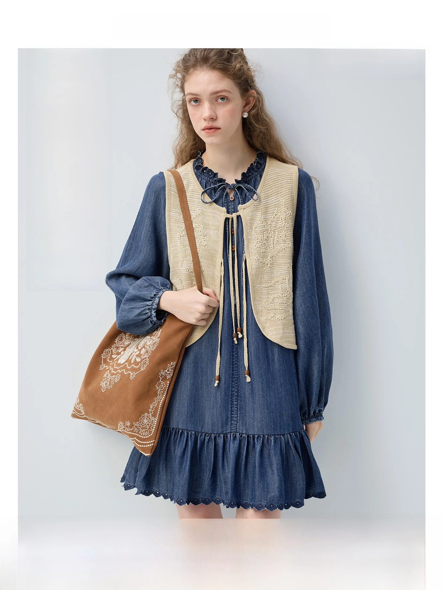 Blue Diary VEGA CHANG Women's Ropa Set 2026 Autumn Denim Dress Layering Skirt Loose Fit Commute Style Casual Leisure
Blue Diary VEGA CHANG Women's Ropa Set 2026 Autumn Denim Dress Layering Skirt Loose Fit Commute Style Casual Leisure