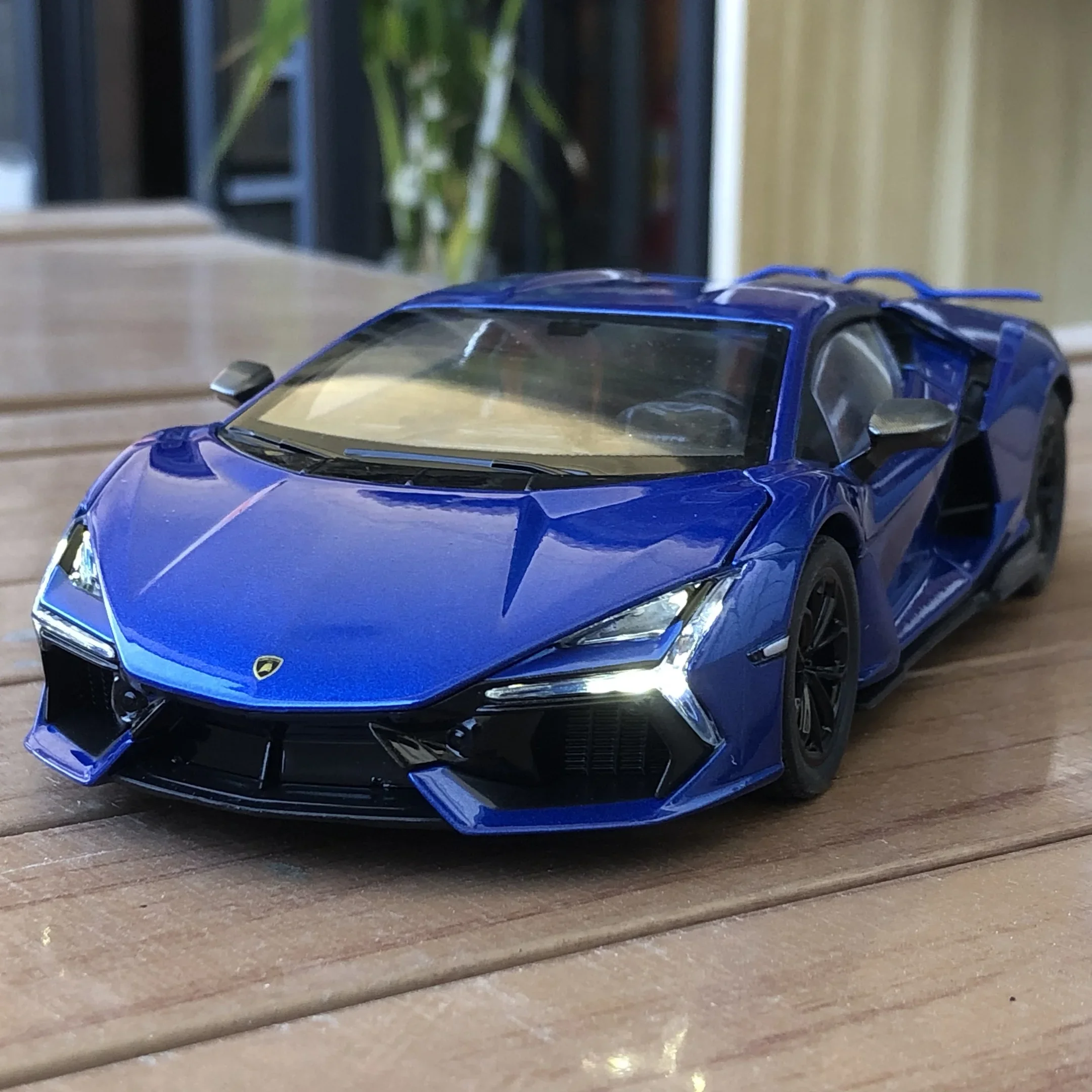 1:24 Lamborghini Revuelto Supercar Alloy Metal Diecast Model Car Home Decoration Desktop Display Ornament Simulation Miniatures
1:24 Lamborghini Revuelto Supercar Alloy Metal Diecast Model Car Home Decoration Desktop Display Ornament Simulation Miniatures
