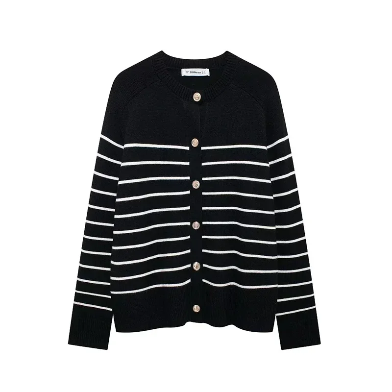 Women Fashion Striped Single Breasted Knitted Sweater Vintage O-Neck Long Sleeves Female Chic Lady Outfits
Women Fashion Striped Single Breasted Knitted Sweater Vintage O-Neck Long Sleeves Female Chic Lady Outfits