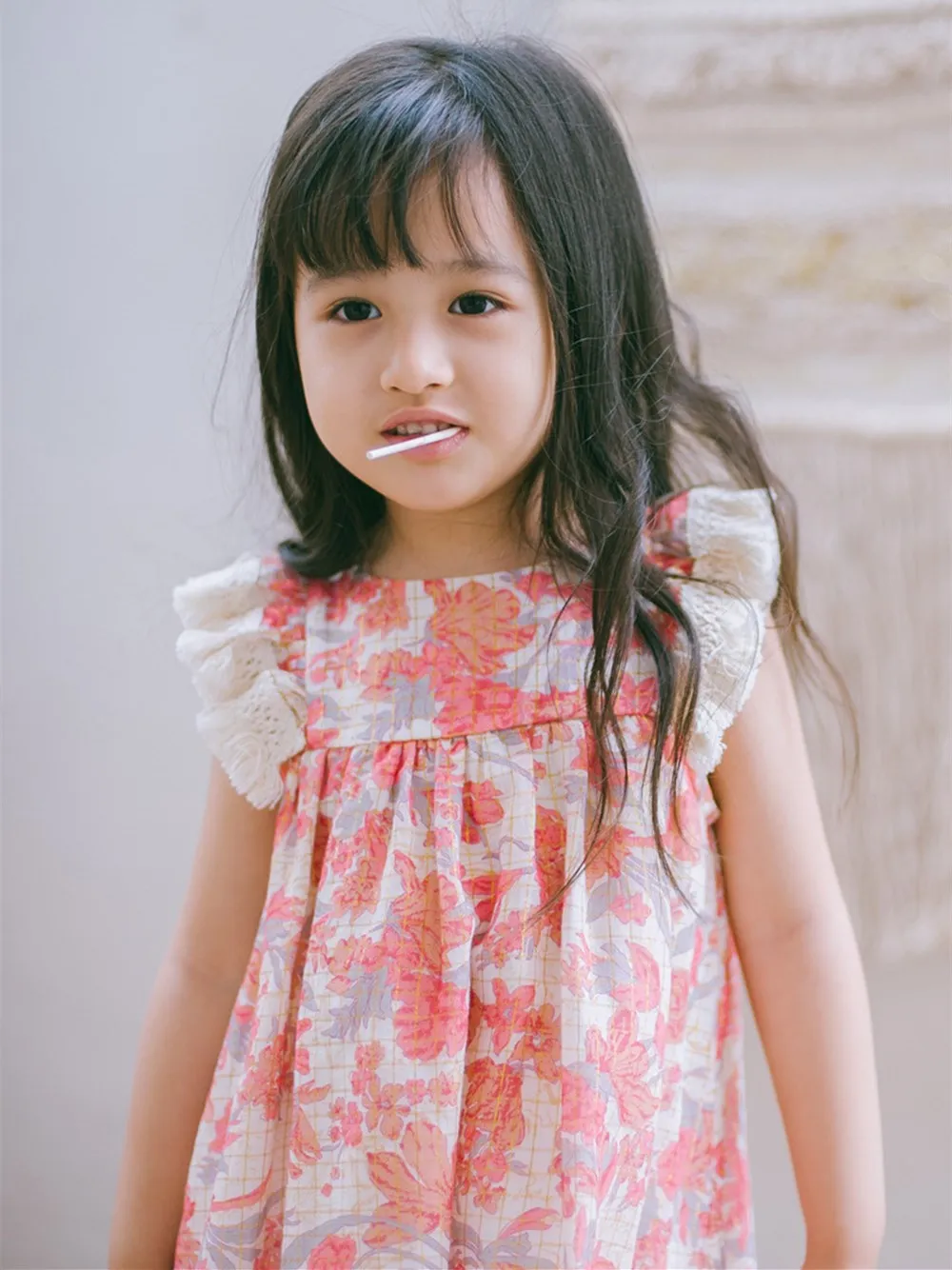 kids girls clothes baby dress Sweet French style linen fabric Sleeveless dress Loose and comfortable dress
kids girls clothes baby dress Sweet French style linen fabric Sleeveless dress Loose and comfortable dress