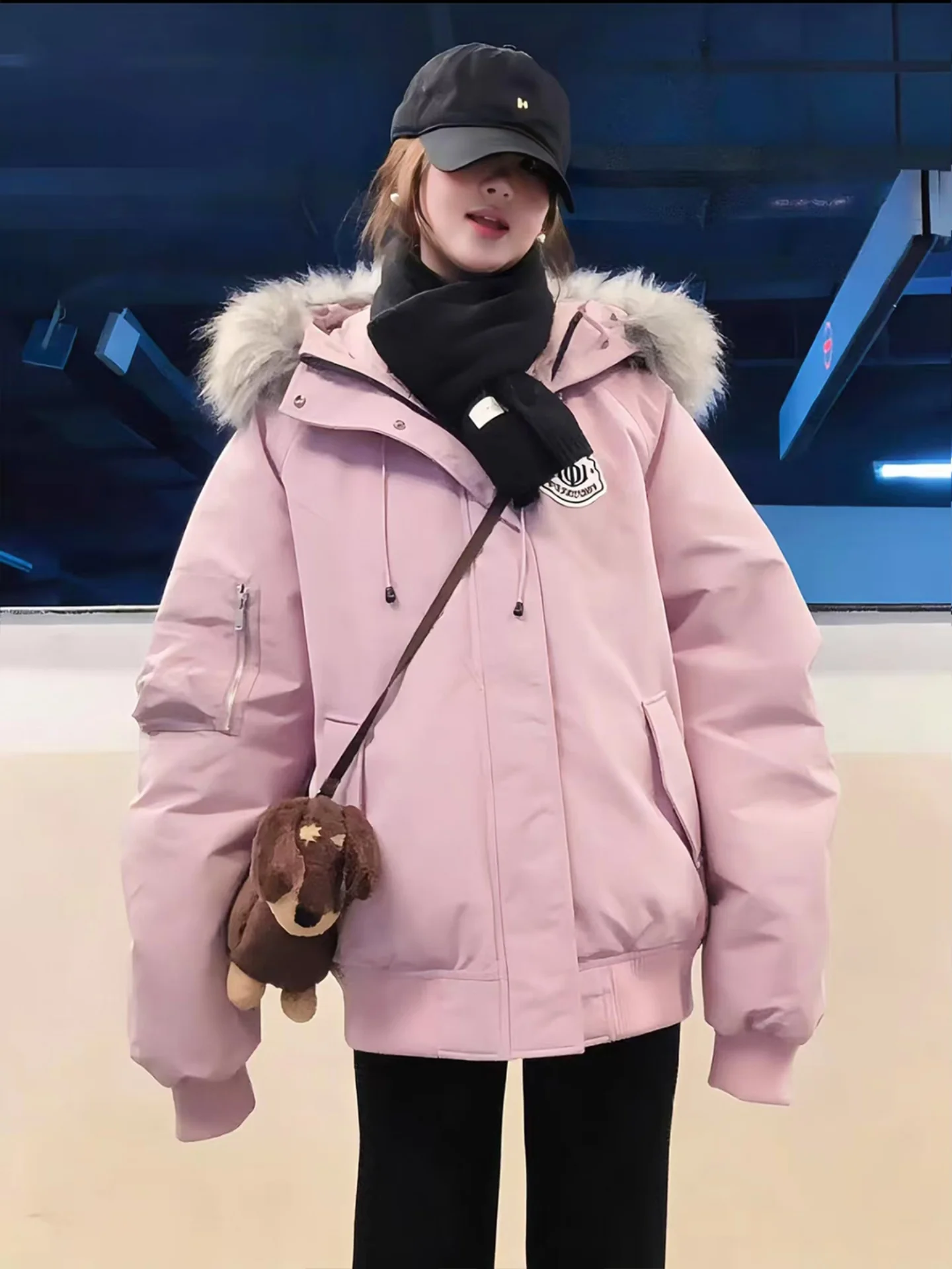 Розовая зимняя парка с отстегивающимся меховым воротником, утепленная, для мужчин и женщин, с капюшоном, хлопковая, рабочая одежда, теплая верхняя одежда
Розовая зимняя парка с отстегивающимся меховым воротником, утепленная, для мужчин и женщин, с капюшоном, хлопковая, рабочая одежда, теплая верхняя одежда