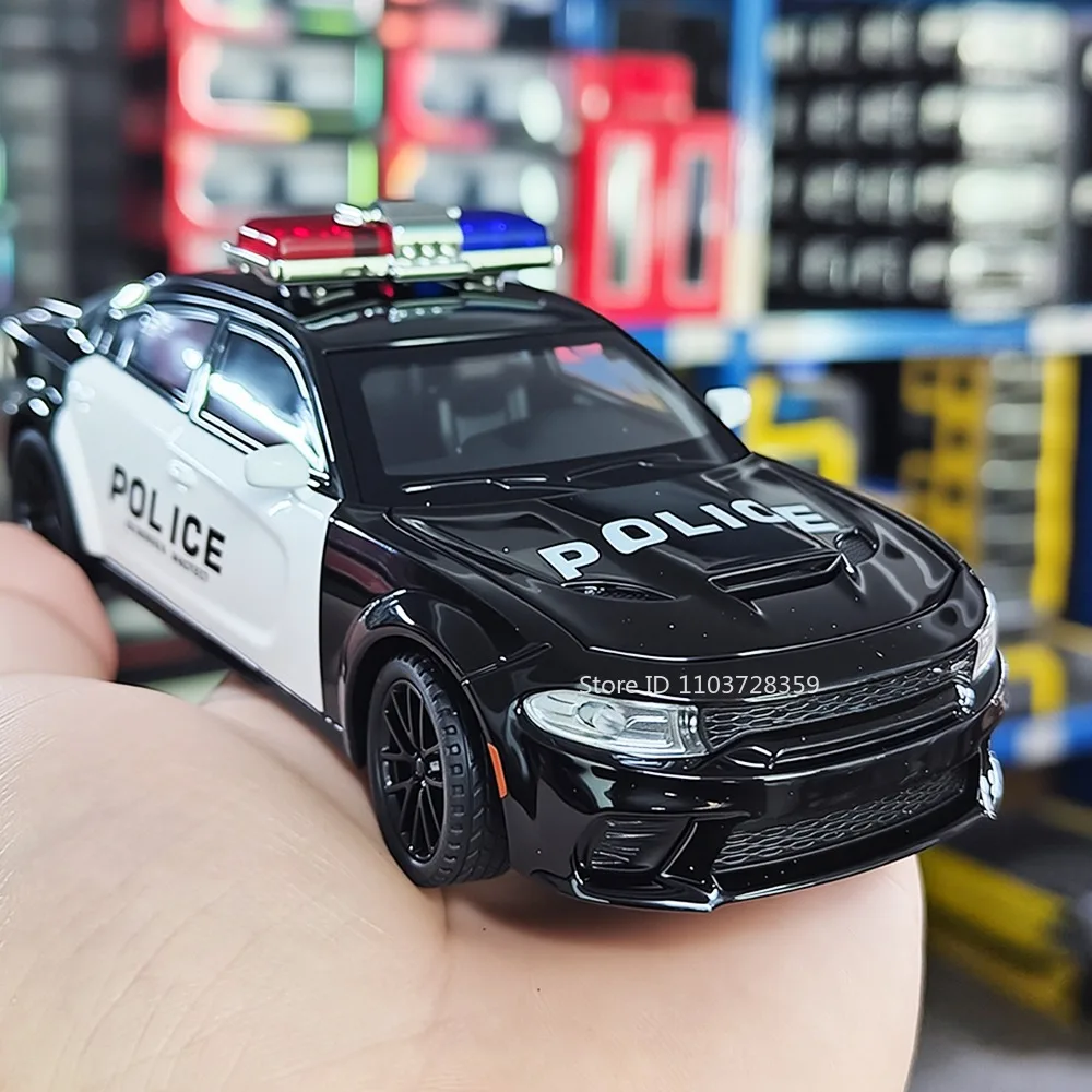 1:32 Charger M8 Model Toy Miniature Police Cars Alloy Diecast Mini Vehicles Sound Light Doors Opened Pull Back for Kids Gifts
1:32 Charger M8 Model Toy Miniature Police Cars Alloy Diecast Mini Vehicles Sound Light Doors Opened Pull Back for Kids Gifts