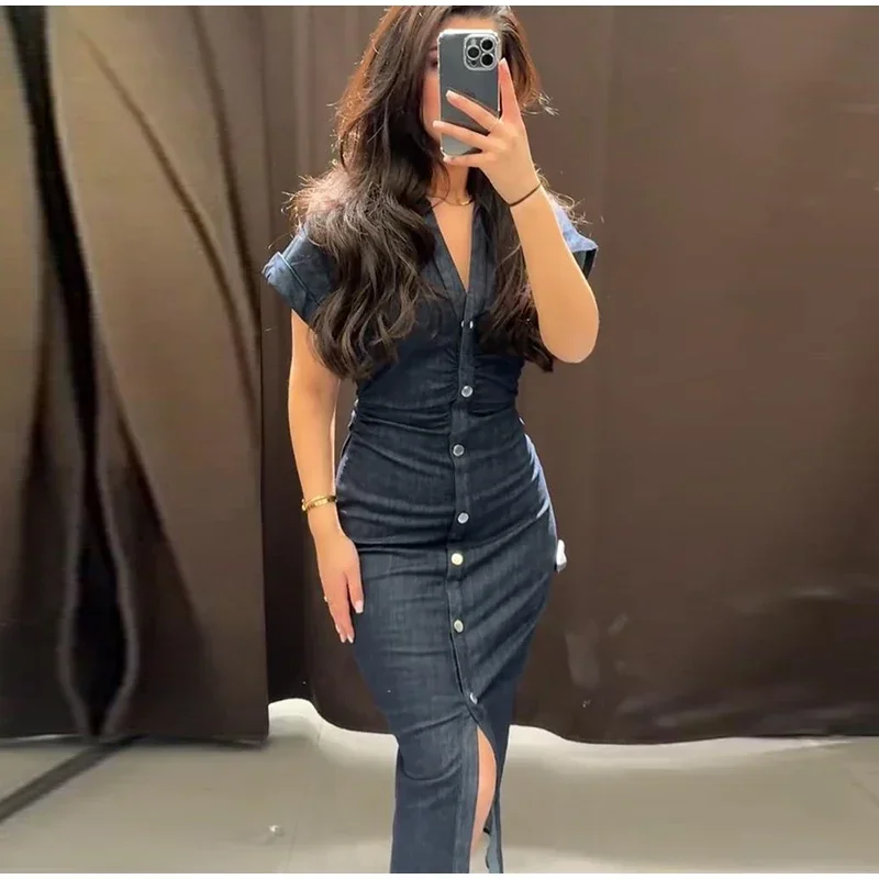 Retro Pleated Long Dresses with Sleeves Women Vintage Single-breasted Slim Female Dress 2025 Spring Summer Lady Street Vestidos
Retro Pleated Long Dresses with Sleeves Women Vintage Single-breasted Slim Female Dress 2025 Spring Summer Lady Street Vestidos